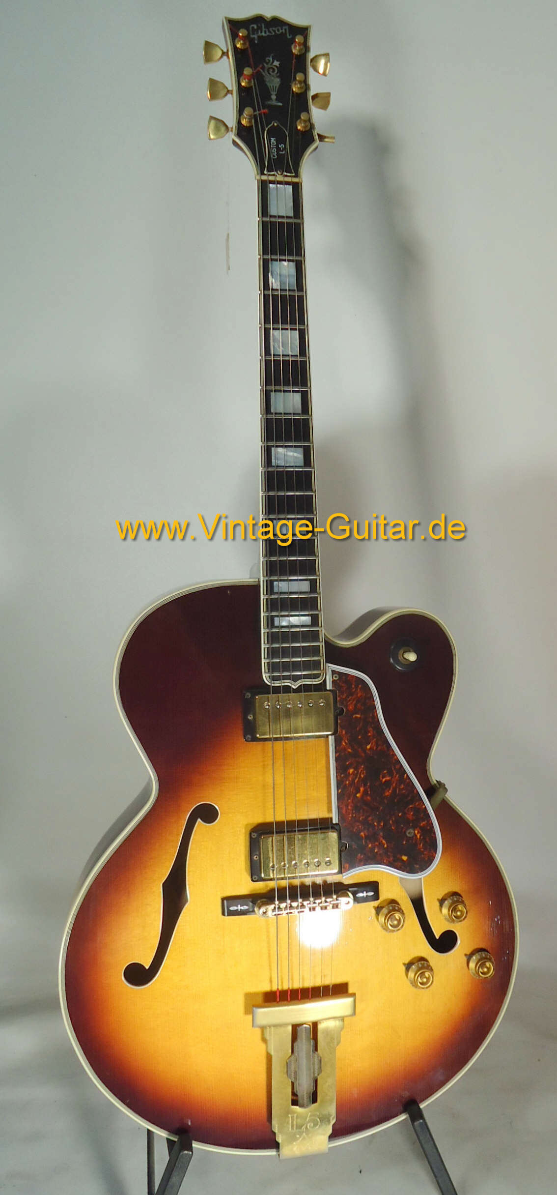 Gibson L-5 CES a.jpg